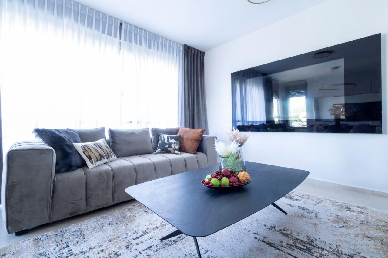 The Haneviim Suites - Isrentals Jerozolima Zewnętrze zdjęcie